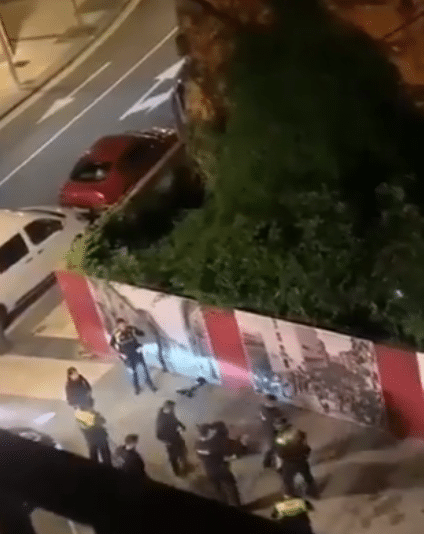 Irun Investigación interna por la agresión de un agente de la Ertzaintza a un hombre en Irun