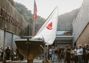 Botadura de la nave chilena en Albaola. Foto: Pasaia Itsas Festibala
