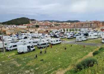 Encuentro de campers y autocaravanas 'KDD Furgovw' celebrado en Tafalla del 3 al 5 de mayo. Foto: DonostiTik