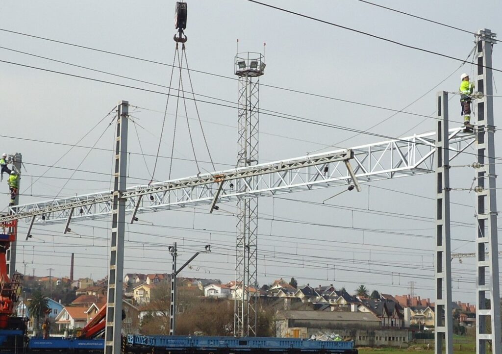 infra Adif contrata por 7,5 millones la mejora de la electrificación de tres estaciones de Gipuzkoa