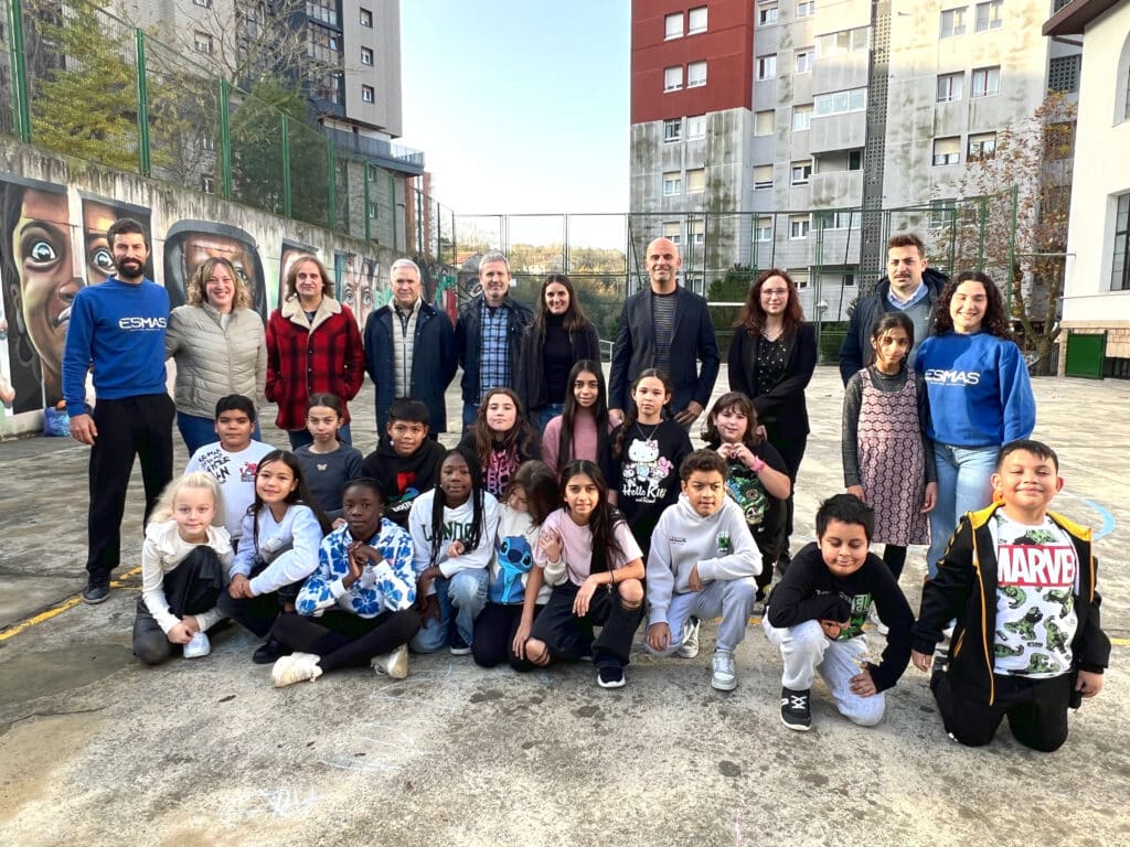 'Patios abiertos en plan bien' llega a Intxaurrondo Hegoa y CEIP Herrera para promover un estilo de vida saludable 2 IMG 0697 'Patios abiertos en plan bien' llega a Intxaurrondo Hegoa y CEIP Herrera para promover un estilo de vida saludable