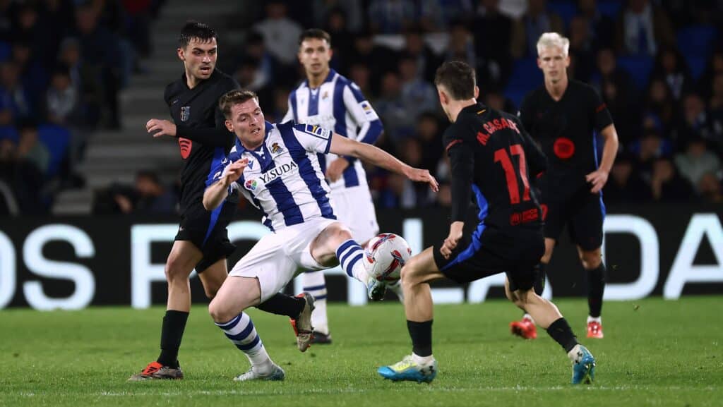 La Real tumba al Barcelona (1-0) 2 RealBarcelona La Real tumba al Barcelona (1-0)