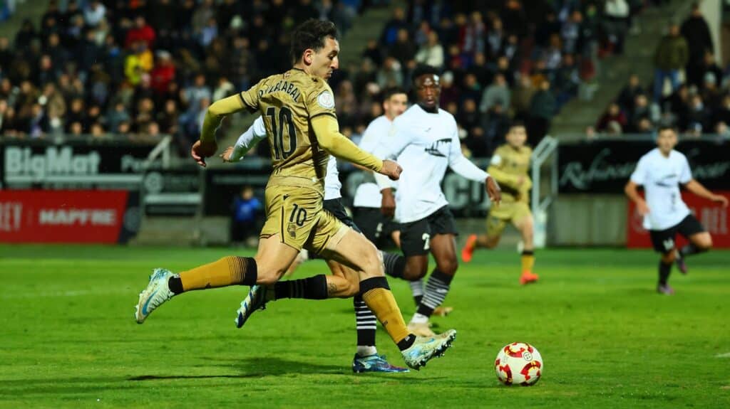 Brais Méndez rescata a la Real Sociedad en Cuenca en la prórroga (0-1) 2 Conquense Brais Méndez rescata a la Real Sociedad en Cuenca en la prórroga (0-1)