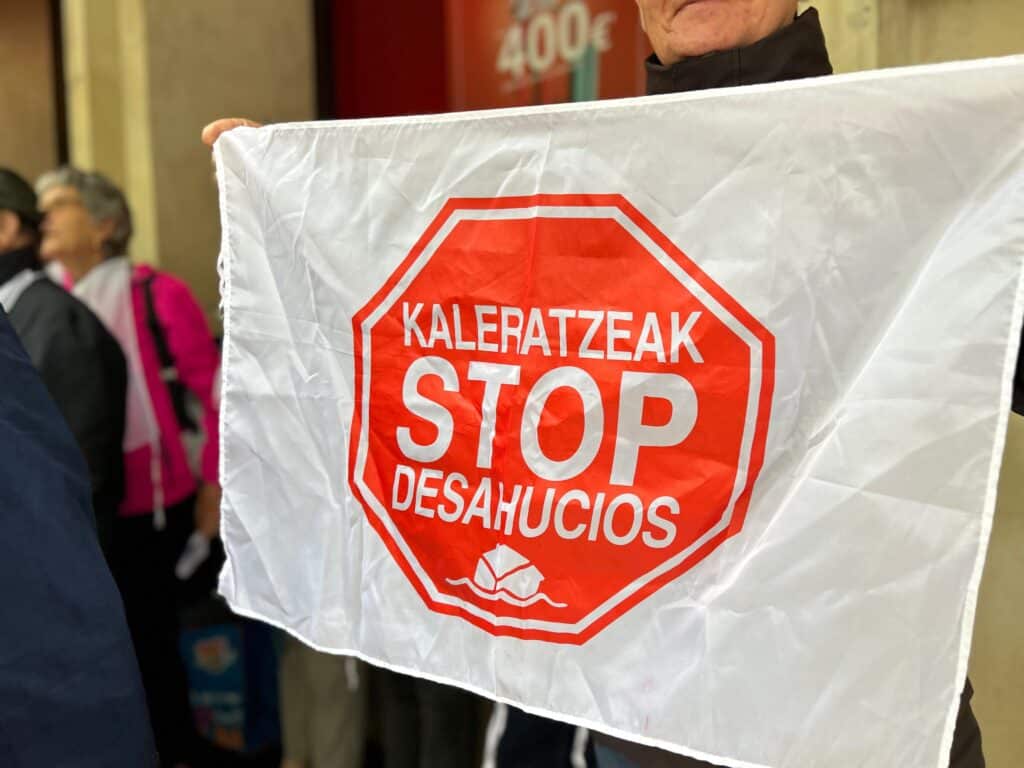 Kontzentra irailak 12 4 Las familias del barrio de Alliri (Tolosa) piden renovar sus contratos protegidos con rentas asequibles