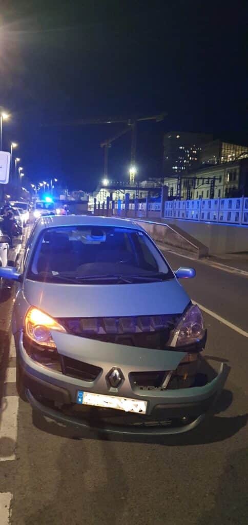 Federico3 Dos motoristas heridos en un accidente con un coche en el Paseo Federico García Lorca