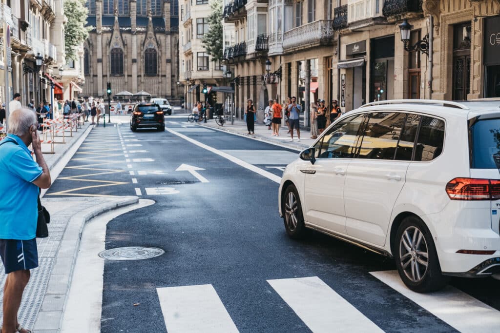 XE4S2726 (Fotos) La calle San Bartolomé, por fin 'limpia'