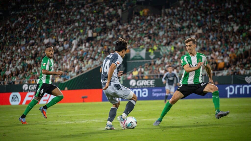 BetisReal El Betis puede con una Real (3-1) que sigue perdida