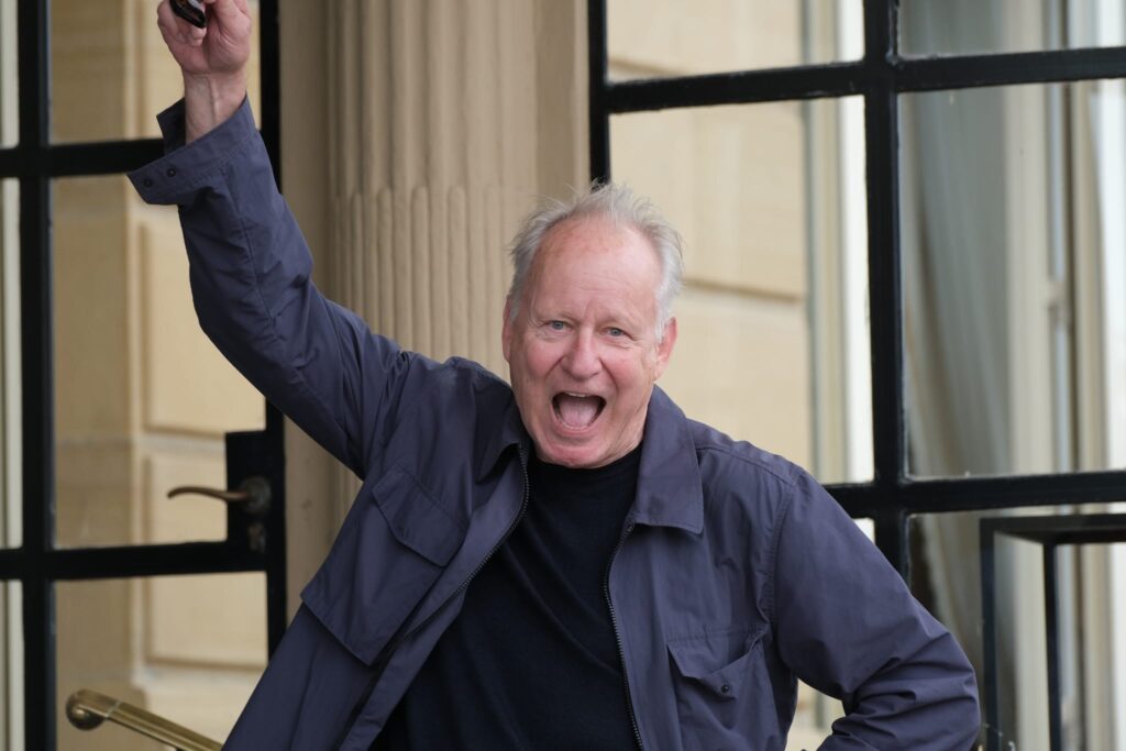 WhatsApp Image 2025 09 19 at 15.03.11 (Fotos) De Juliette Binoche a Bárbara Lennie en una intensa mañana de llegadas al Festival de San Sebastián