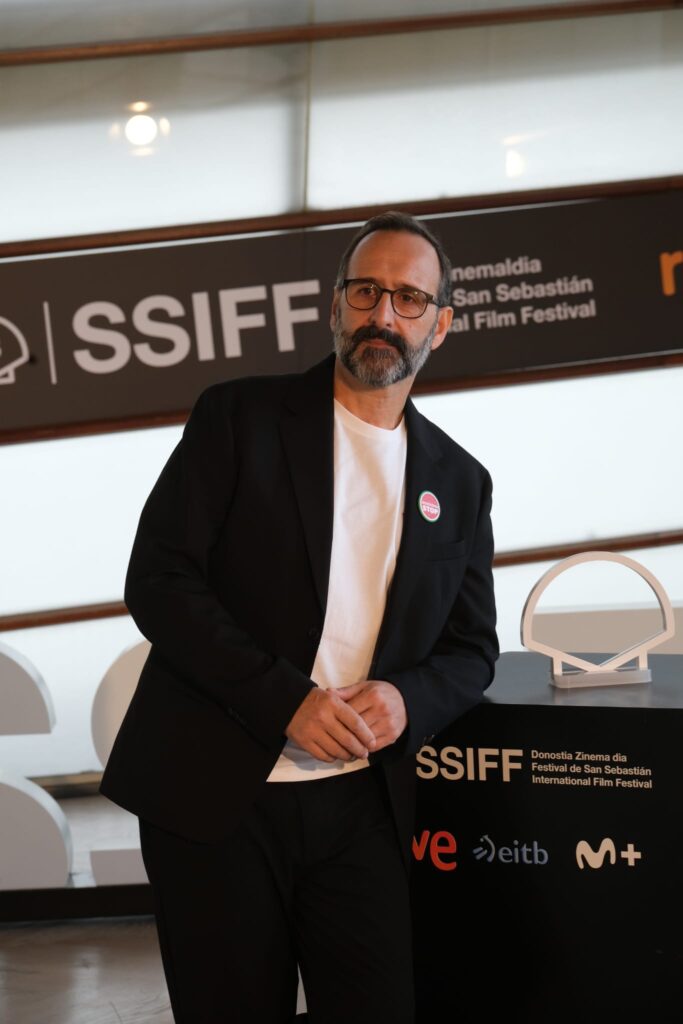 WhatsApp Image 2025 09 22 at 10.56.36 1 Alauda Ruiz de Azúa: "Los domingos es una película de preguntas complejas. Yo solo las lanzo"