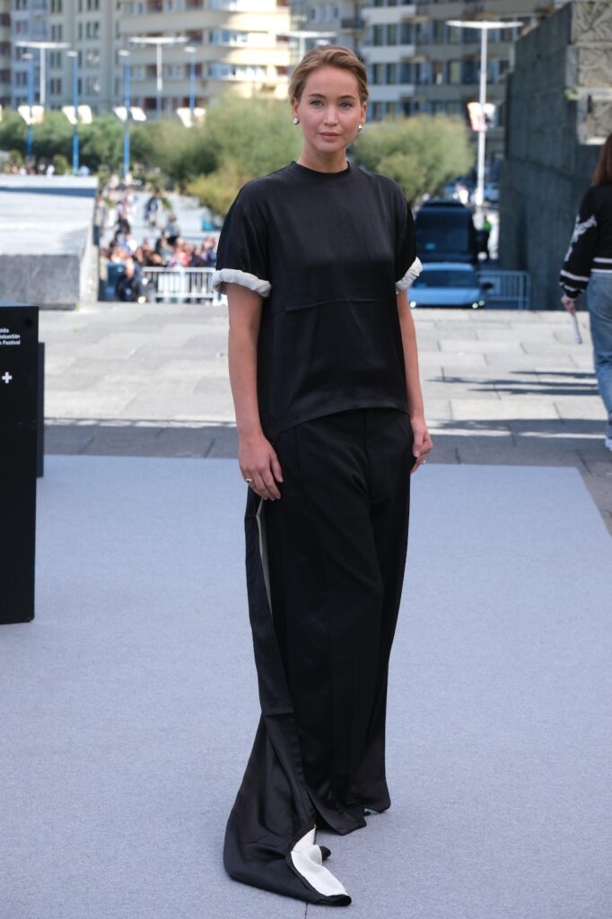 WhatsApp Image 2025 09 26 at 14.36.44 1 Jennifer Lawrence en San Sebastián: “Estoy aterrorizada con lo que sucede en el mundo"