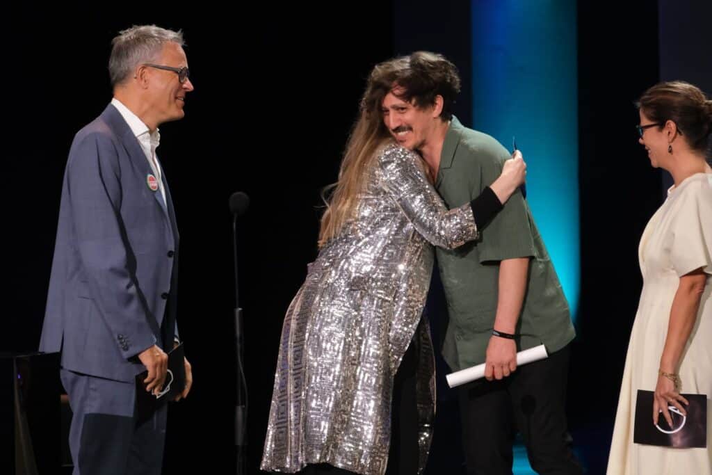 WhatsApp Image 2025 09 27 at 21.43.22 1 (Fotos) 'Los domingos', Concha de Oro en San Sebastián