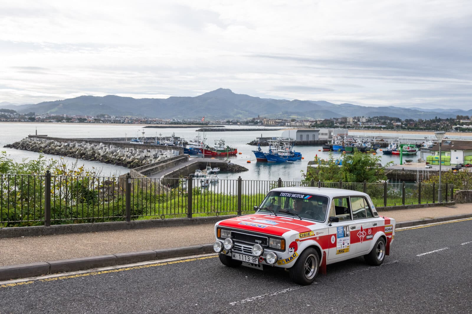 Rally2 Emoción y clásicos en la llegada del Rally Vasco Navarro Histórico a Zumarraga
