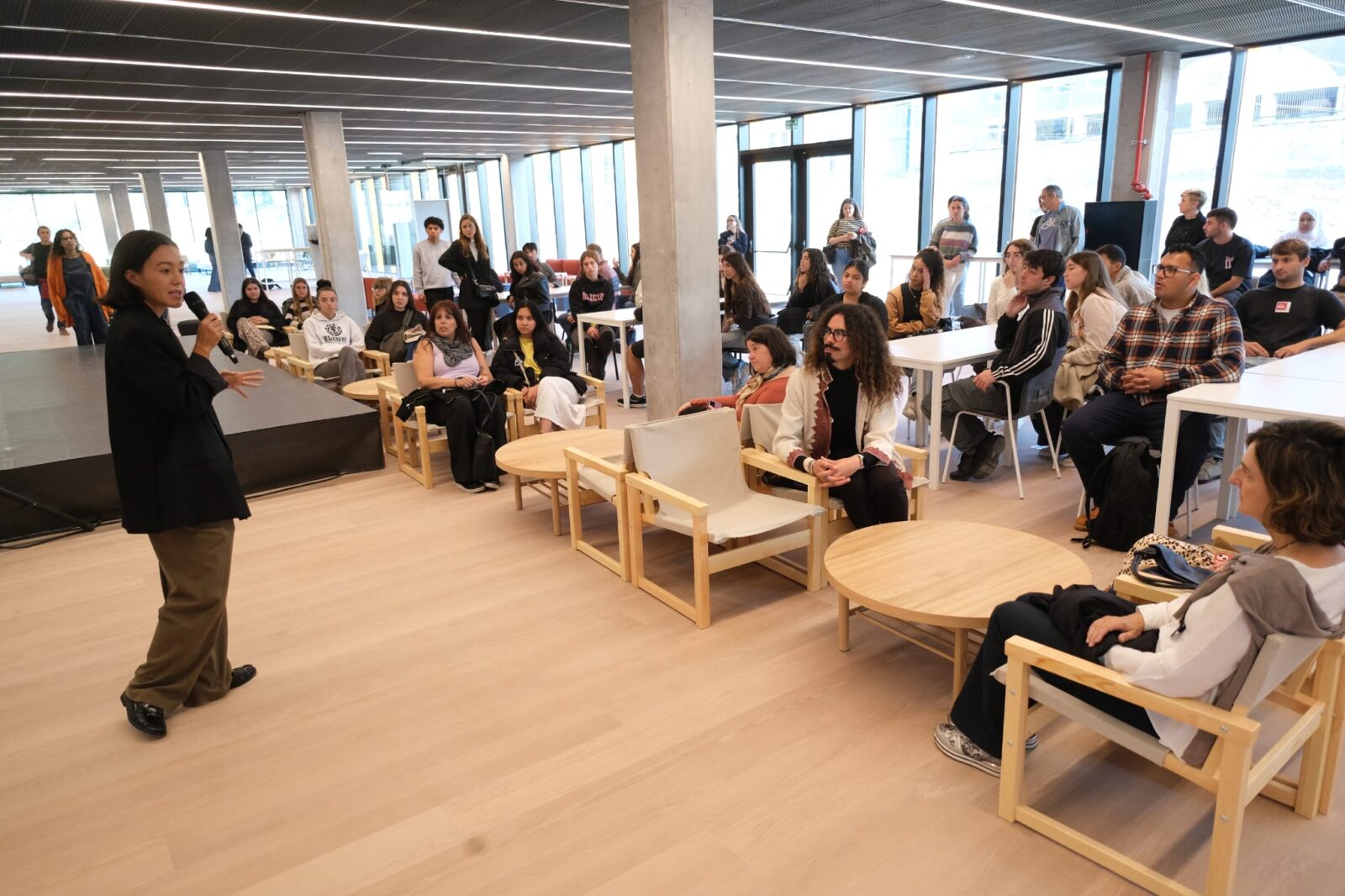 WhatsApp Image 2025 10 17 at 10.13.21 1 El GOe de Gros abre sus puertas y muestra sus recovecos (FOTOS)