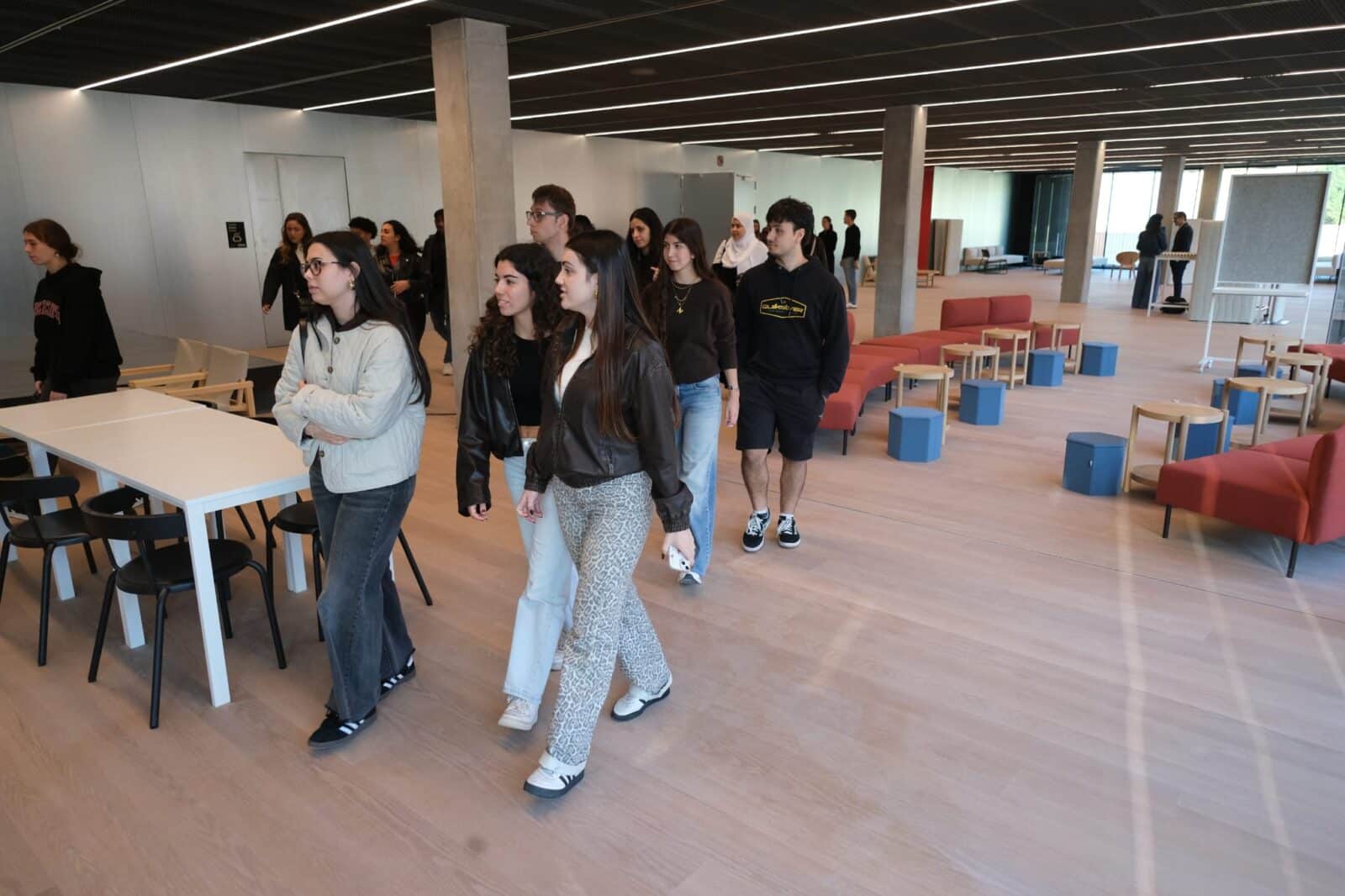 WhatsApp Image 2025 10 17 at 10.13.23 El GOe de Gros abre sus puertas y muestra sus recovecos (FOTOS)