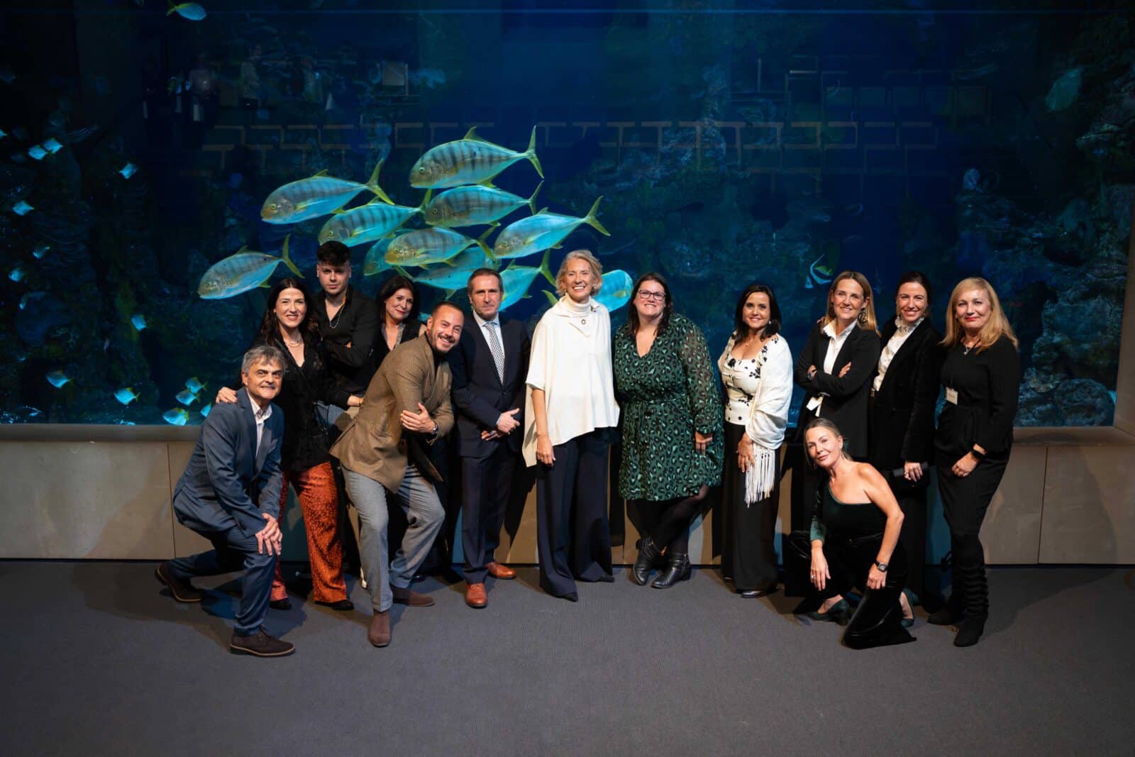 Olasa Taldeak edertasunaren sektoreko erreferenteez inguratuta ospatu du bere 50. Urteurrena Aquariumeko gala batean 2 Imagen equipo Olasa y Natura Bisse Olasa Taldeak edertasunaren sektoreko erreferenteez inguratuta ospatu du bere 50. Urteurrena Aquariumeko gala batean