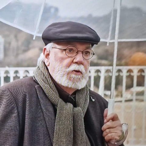 Félix Maraña publica un nuevo libro de poesía, 'Vivir entre comillas' 1 Marana Félix Maraña publica un nuevo libro de poesía, 'Vivir entre comillas'