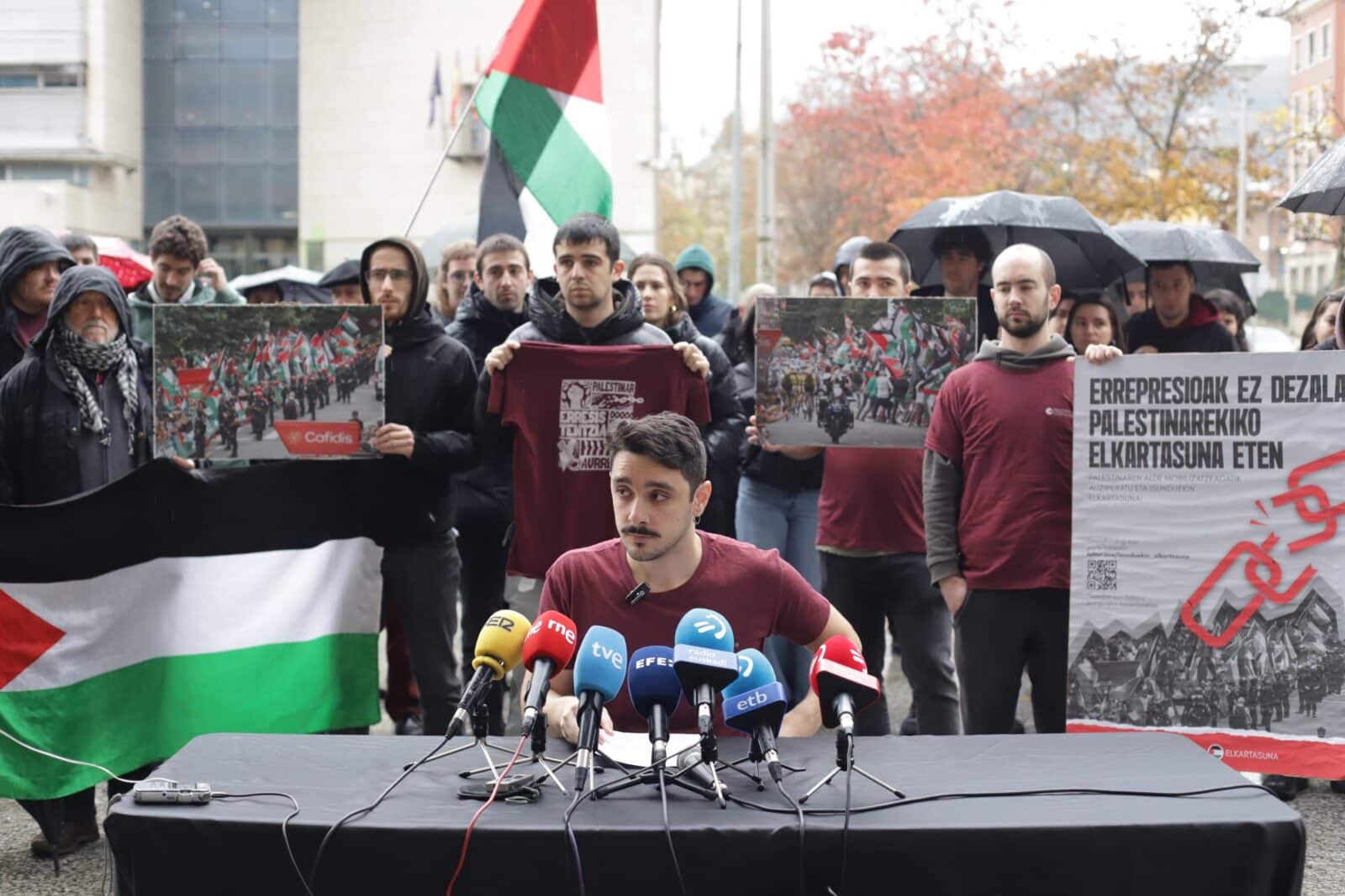 1000114930 Denuncian "represión" contra participantes en las protestas en apoyo a Palestina