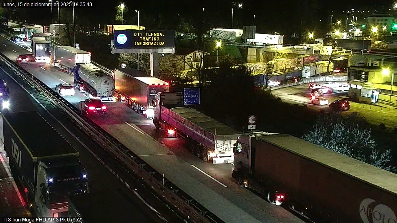 Fallece un conductor en un accidente entre dos camiones al paso de la AP-8 por Irun 1 IrunMuga 1 Fallece un conductor en un accidente entre dos camiones al paso de la AP-8 por Irun