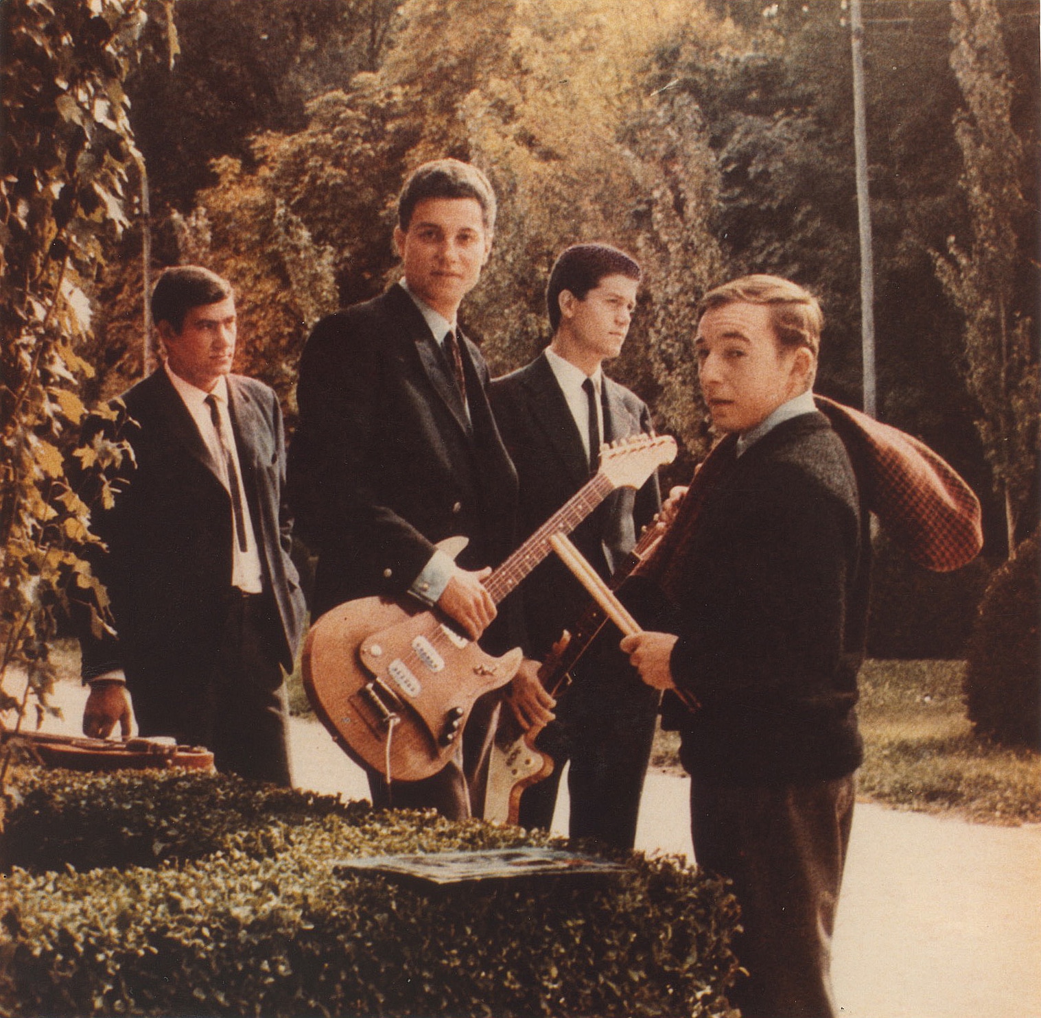 Los Agros 1964 octubre Retiro Madrid De Los Ágaros a la Orquesta Mondragón: la obra de los hermanos Ayestaran en Okendo K.E.