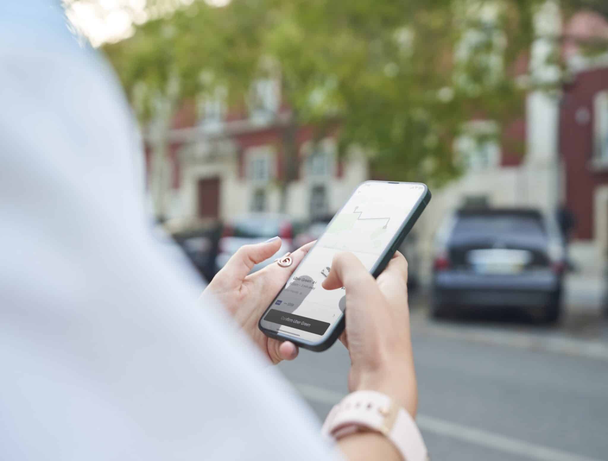 Uber inicia hoy su andadura en Donostia 1 Uber app scaled Uber inicia hoy su andadura en Donostia