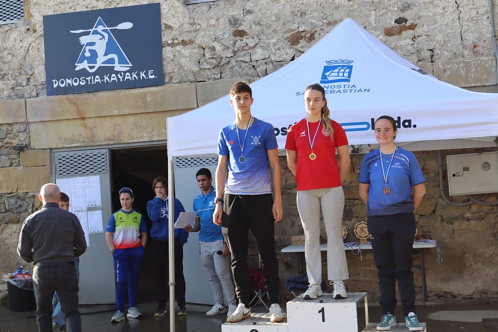 55123623014_0cfc4d7620_b 55123623014 0cfc4d7620 b Éxito del Campeonato de Gipuzkoa de Invierno de piragüismo celebrado en el Urumea