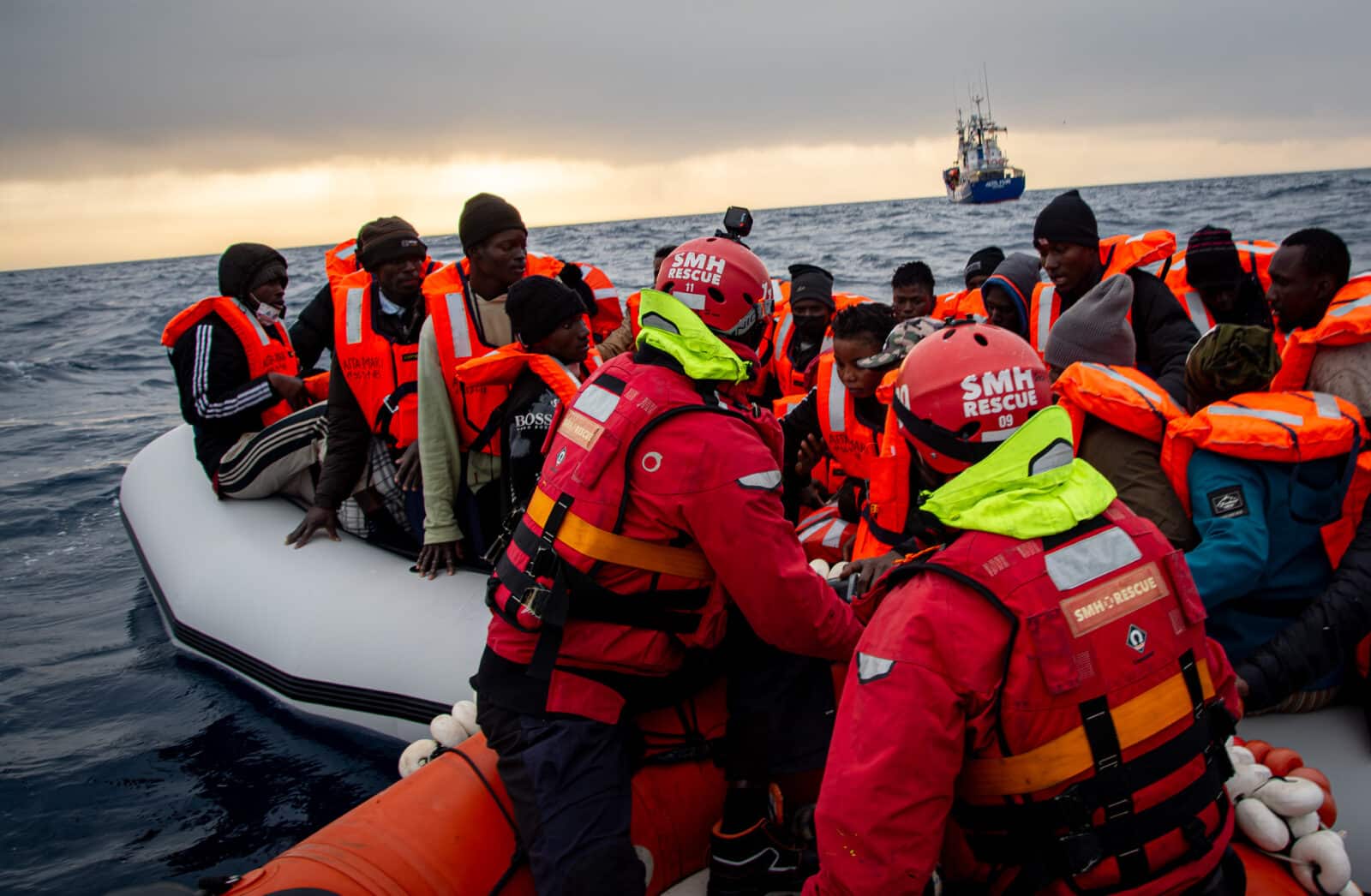 El Aita Mari rescata a 32 personas a la deriva en el Mediterráneo central 2 DSC 2903 El Aita Mari rescata a 32 personas a la deriva en el Mediterráneo central