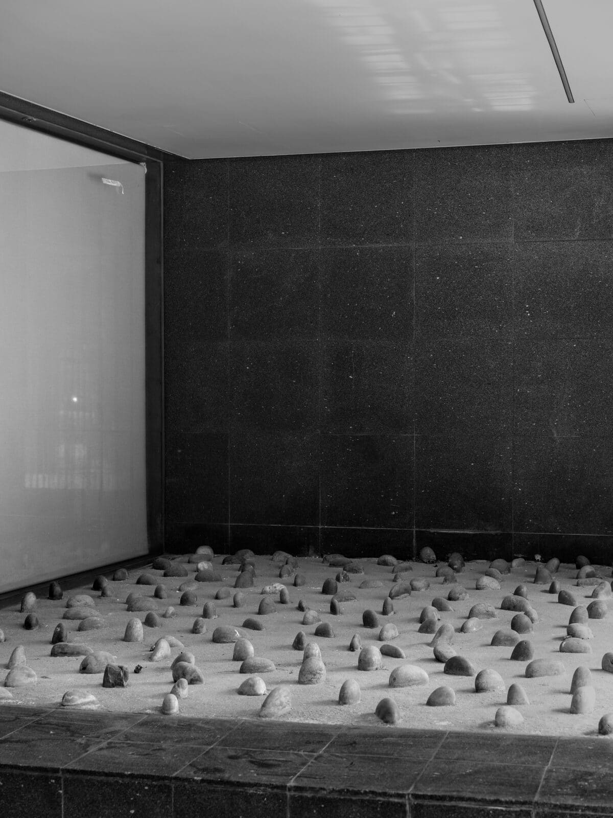 Peripatetic Studies_The Hostile_01 Peripatetic Studies The Hostile 01 Kutxa Fundazioa presenta la exposición ‘Urban Morphologies’ de Jon Gorospe en Artegunea