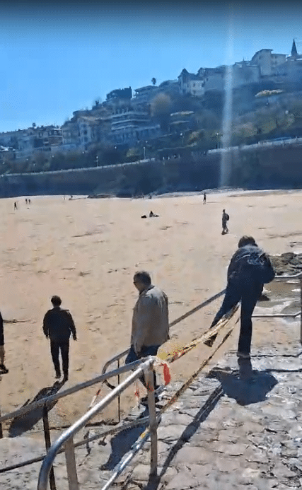 Pico4 Precintan el Pico del Loro… y lo reabren los paseantes en cuanto se va la vigilancia