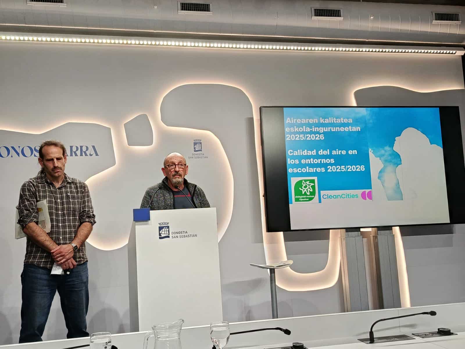 WhatsApp Image 2026-04-15 at 12.13.24 WhatsApp Image 2026 04 15 at 12.13.24 Donostia y Errenteria superan los niveles de NO₂ en entornos escolares recomendados por la OMS