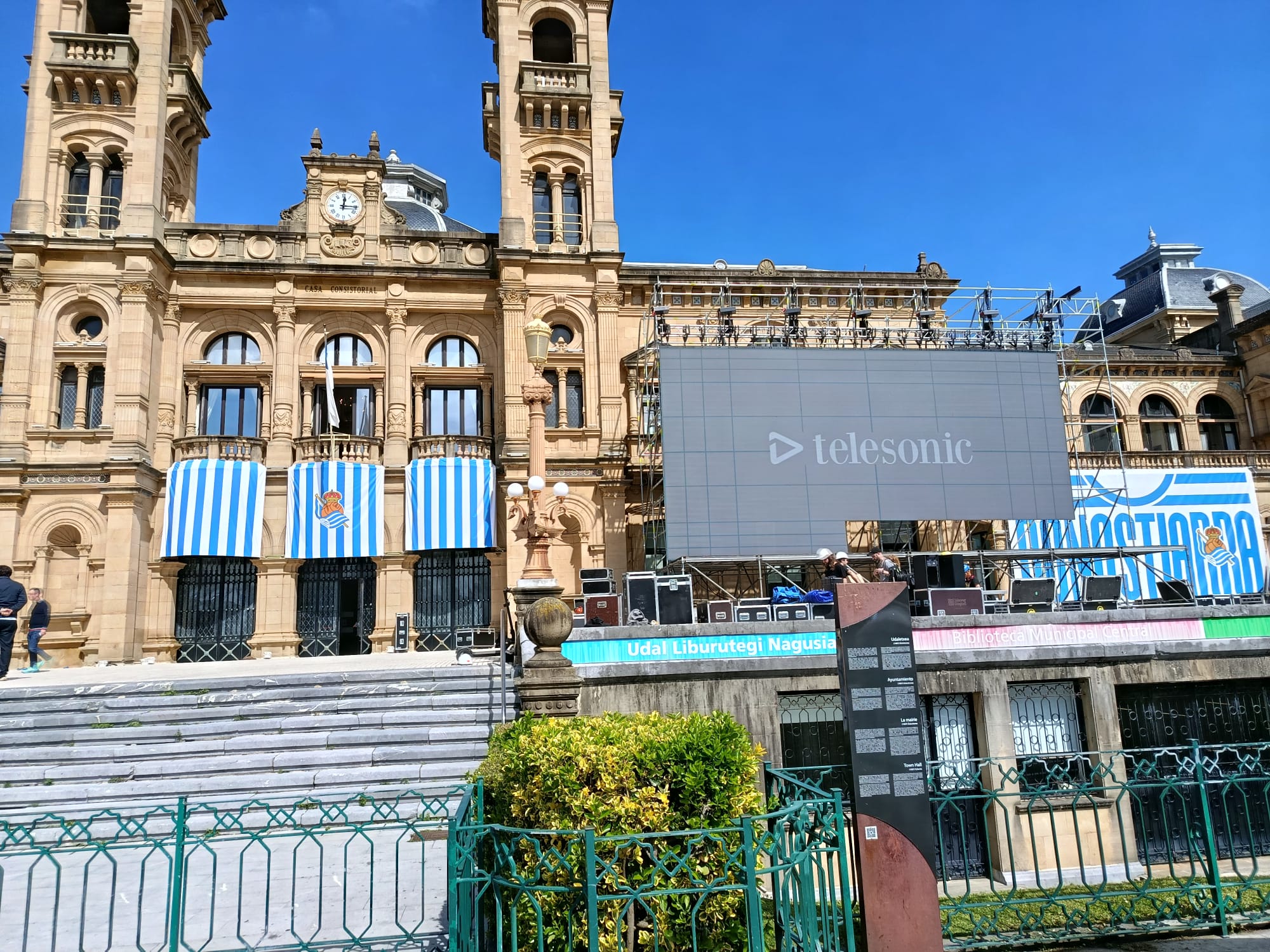 Portada 1 Placeholder