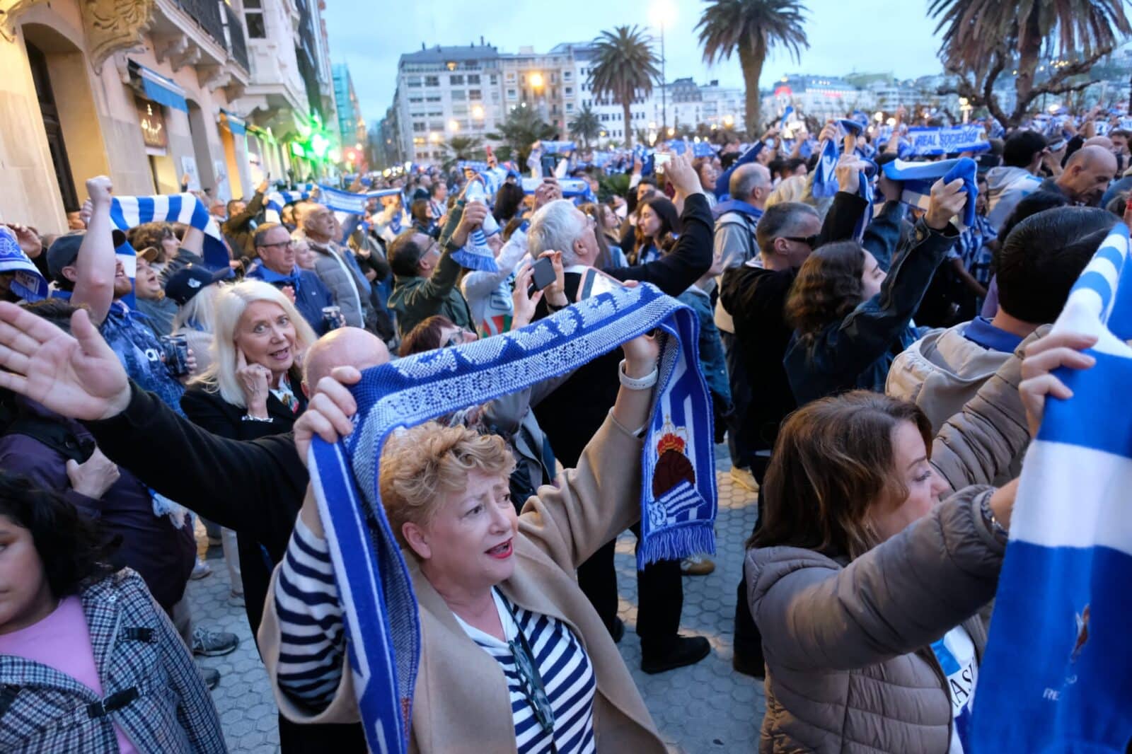 WhatsApp Image 2026 04 18 at 22.06.15 (Fotos) Prórroga en La Cartuja