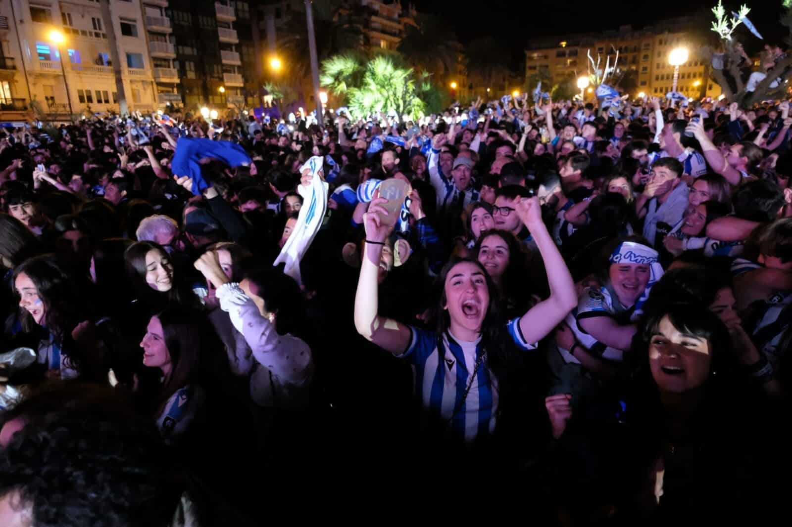 WhatsApp Image 2026 04 19 at 00.27.19 1 (Fotos) La Real Sociedad, campeona de la Copa del Rey en los penaltis