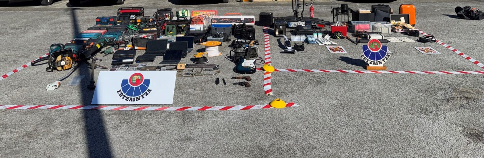 material incautado Cae un grupo que robaba en garajes y trasteros de Gipuzkoa