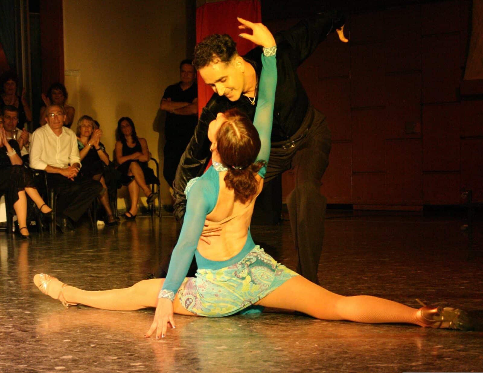 Las escuelas de baile de Gipuzkoa denuncian competencia desleal y convocan una reunión 2 habanera latin 929823 Las escuelas de baile de Gipuzkoa denuncian competencia desleal y convocan una reunión