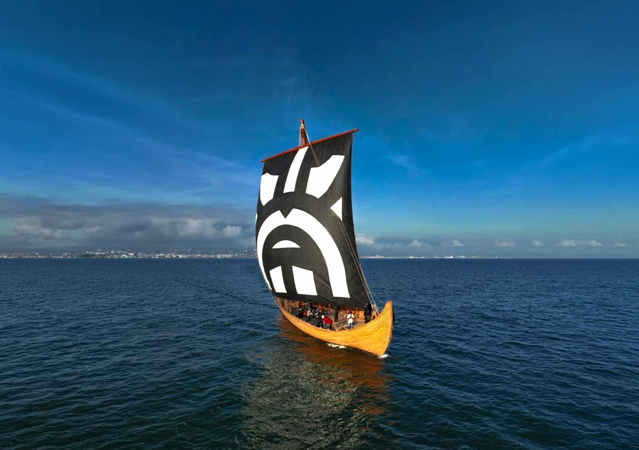 Un gran drakkar vikingo de 28 metros llega esta tarde a Pasaia 1 ORKAN scaled Un gran drakkar vikingo de 28 metros llega esta tarde a Pasaia